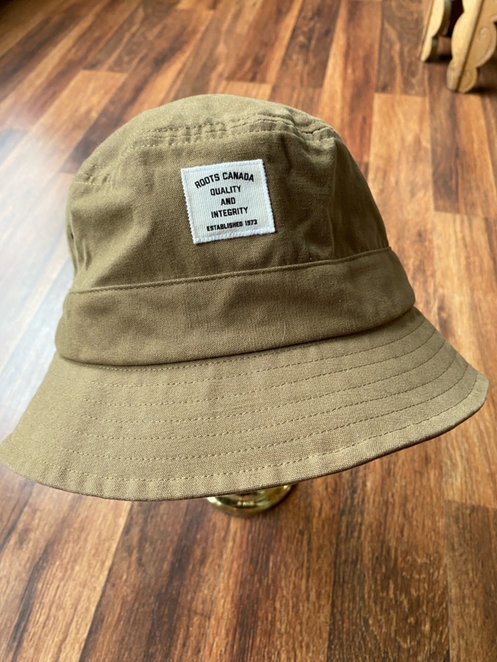 Roots Canada bucket hat twill/canvas dark khaki Sz S/M EUC
